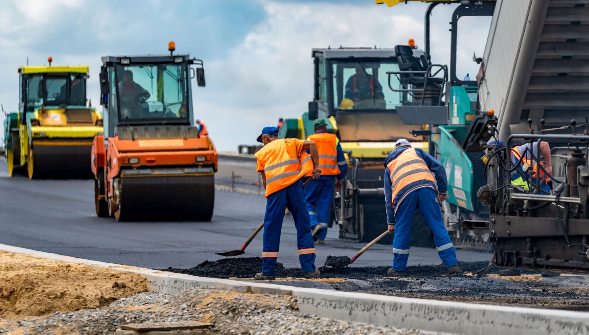 Reliable asphalt construction services in Wichita, KS for various projects.